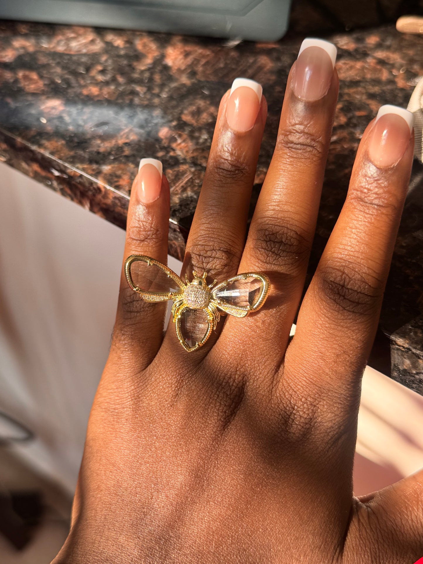 HONEY BEE RING