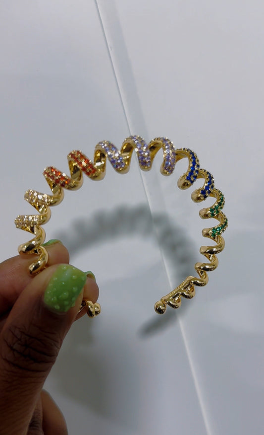 LIMITED RELEASE - RAINBOW ONION RING BRACELET